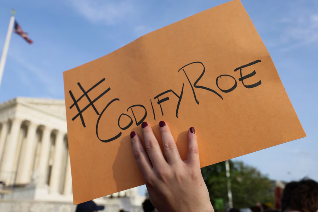 Demokrat Ingin Mengkodifikasi Roe Tapi Dihalang Filibuster